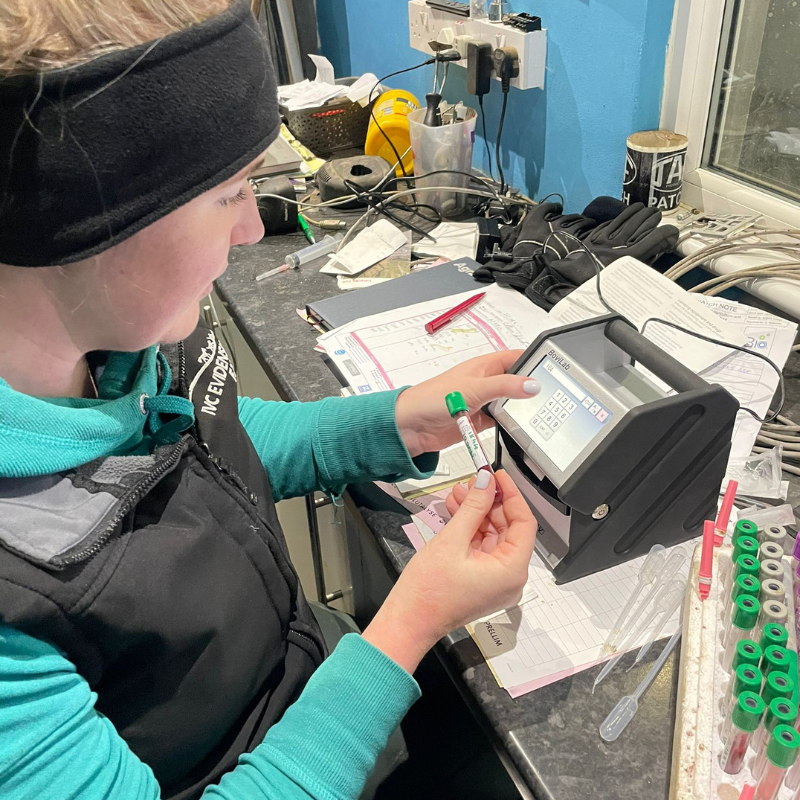 BoviLab Portable Blood Analyser - Image 5